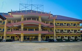 Uni Beach Hotel